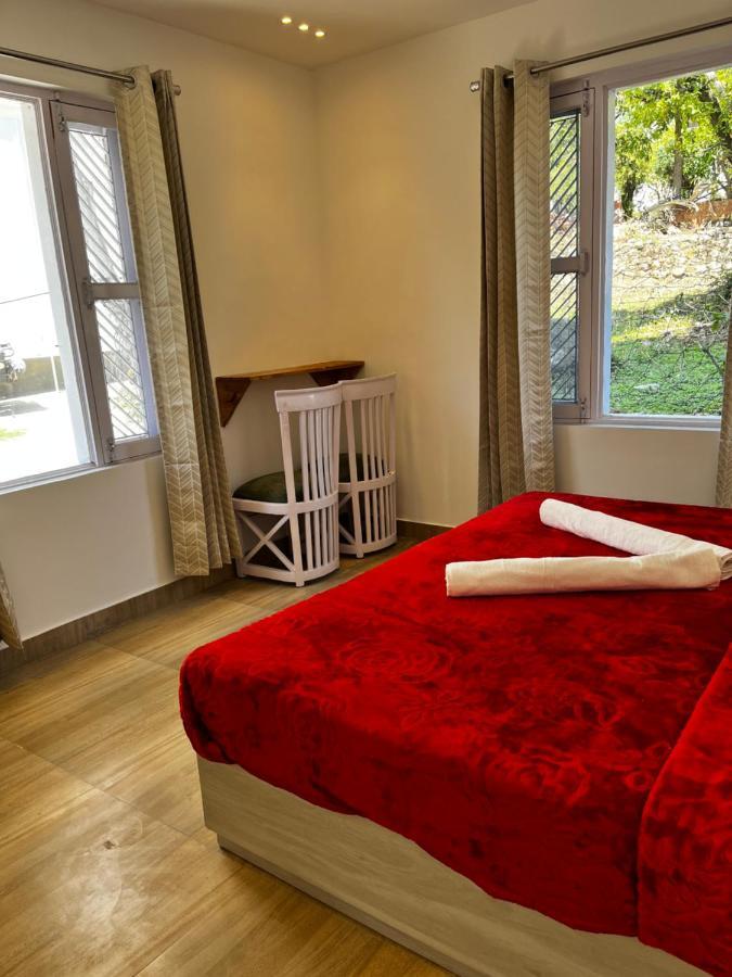 Apartament The White House Rishīkesh Zewnętrze zdjęcie