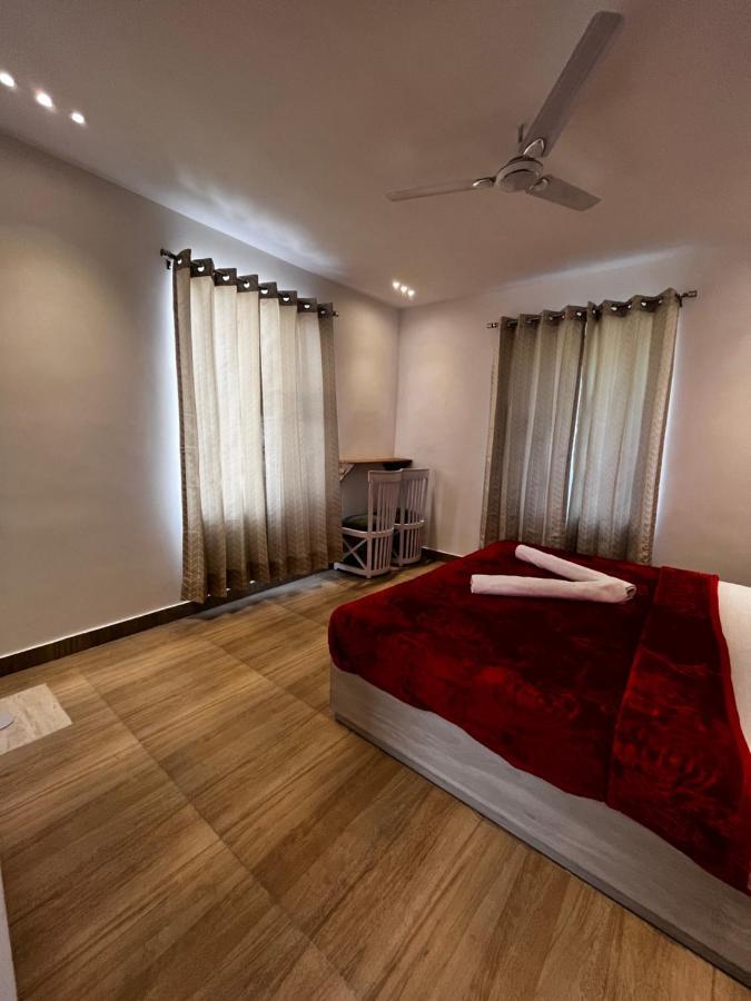 Apartament The White House Rishīkesh Zewnętrze zdjęcie